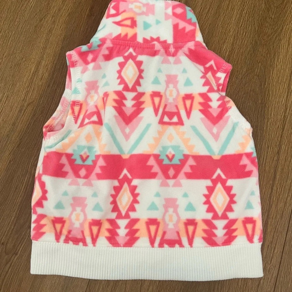 Carters 9 Month Toddler Girls Hot Pink Winter Fleece Aztec Zipper Vest - Picture 2 of 3